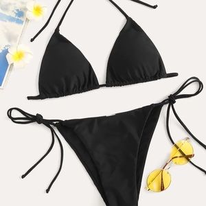Black bikini set